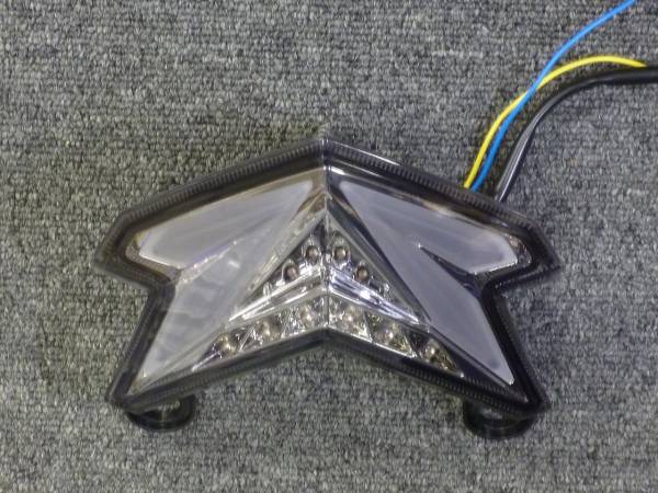 ZX-6R TST : ウィンカー内蔵 LEDテールライト Z800 Industries (13-18