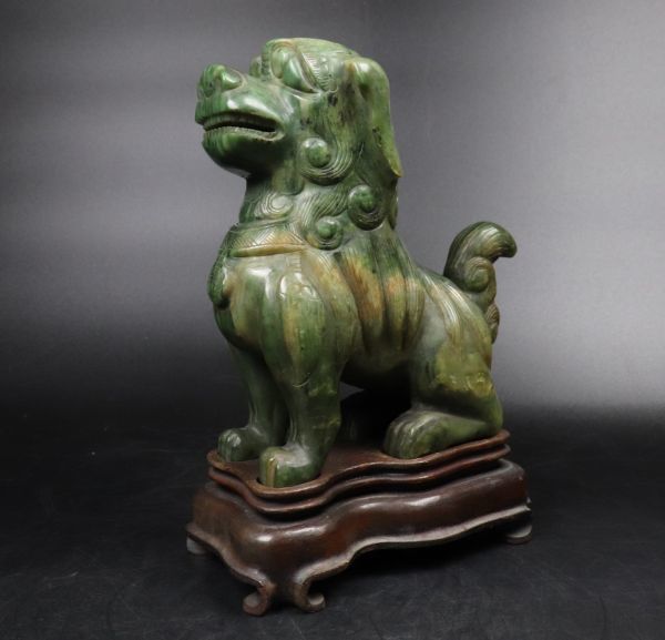翡翠 獅子 置物 木台付き 彫刻 中国美術 砡 翡翠彫刻 獅子 置物 木台付 TK014 Yahoo!オークション