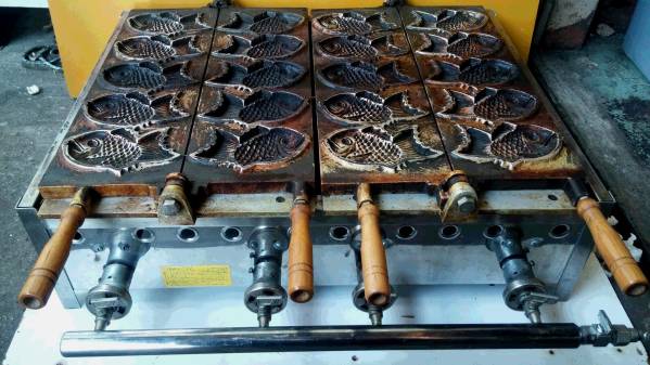 業務用 たい焼き器 プロパンガス用 2連式　倉庫内整理してるので大幅値下げ中 たい焼き機・たい焼き器 2連 プロパンガス たい焼き器 業務用 たい