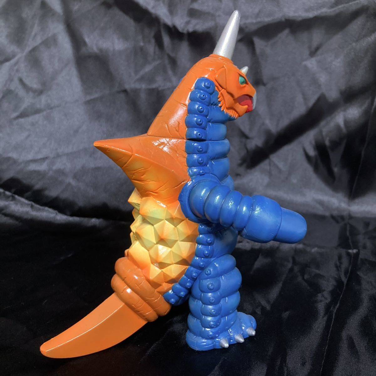 バキシム バンダイ製 ウルトラ怪獣 ソフビ リペイント品(怪獣、宇宙人