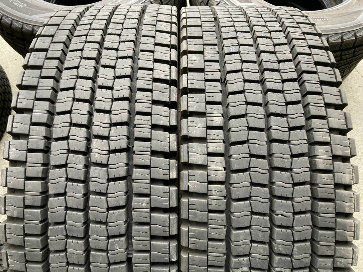 おまとめ６点 245/70R19.5 2本 DUNLOP SP001 バリ溝 冬タイヤ中古 ダンプトラック TB