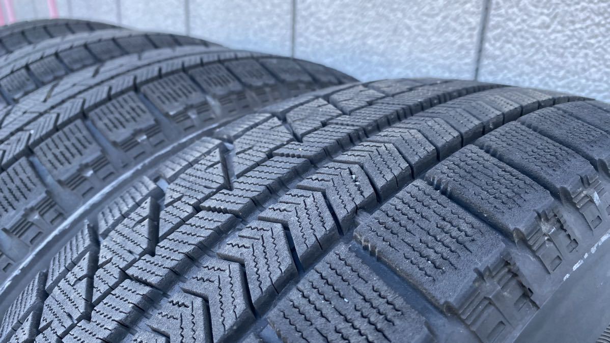 中古品】215/60R16 BLIZZAK VRX ブリヂストン 2019年製 スタッドレス