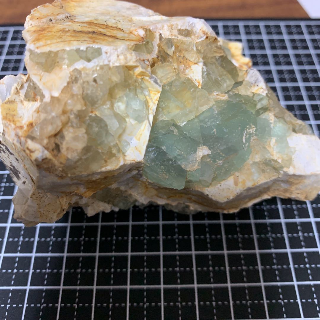 国産鉱物】【実に美しい蛍石】平岩鉱山 蛍石 フローライト 二個セット