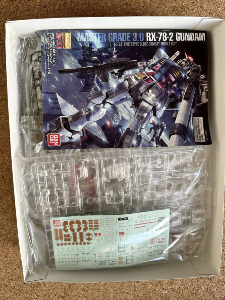 RX-78-2 MG 1&frasl;100 GUNDAM メカニカルクリア Ver.3.0 ガンダム Gundam 3.0 - Ver. ガンダムベース限定 シルバー 🌹 THE 限定MG