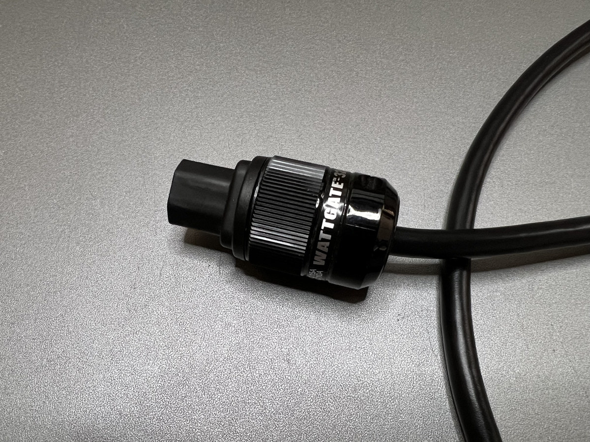 PRO CABLE プロケーブル WATTGATE シールド電源ケーブル 1.0m 黒色