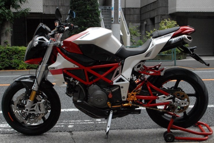 DB6 Delirio Bimota BIMOTA Photos Specs, Performance &amp; 0 E 1 (2011-2012) - United in Review