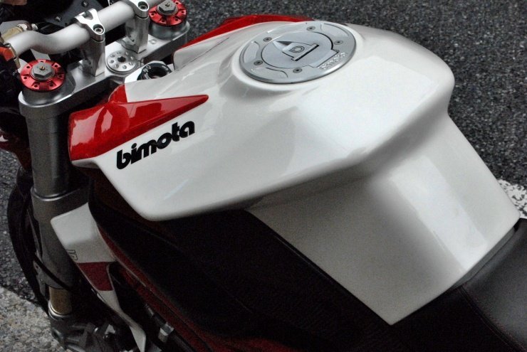 DB6 Delirio Bimota BIMOTA Photos Specs, Performance &amp; 0 E 1 (2011-2012) - United in Review