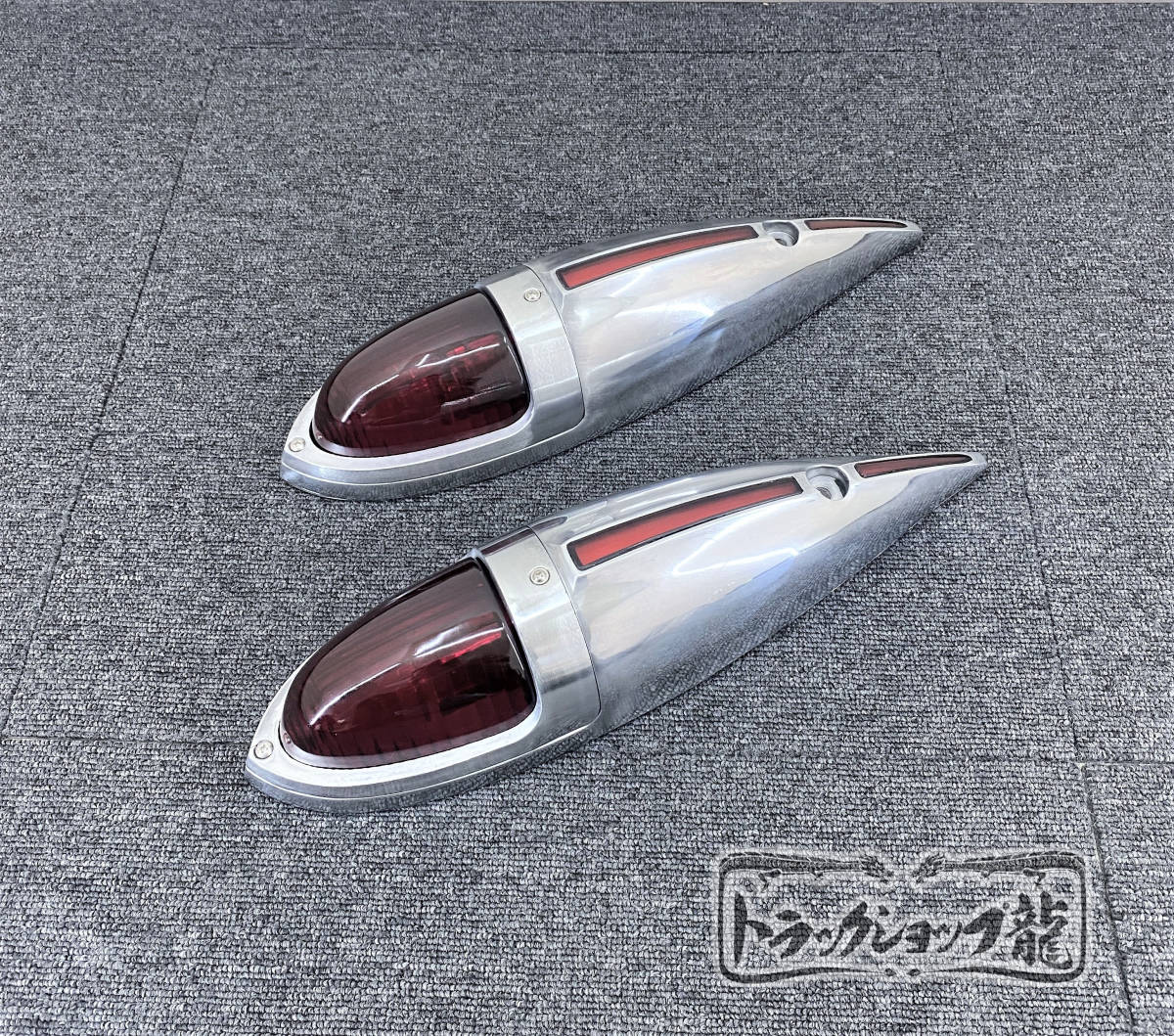 色染めガラス ナマズマーカー 交換レンズ 赤色 2個セット 縦線5本 五光タイプ ナマズランプ 舟形 キャデ ルーフ G0524S ナマズマーカー 色染めガラス 交換レンズ マーカーレンズ 2個セット 黄色