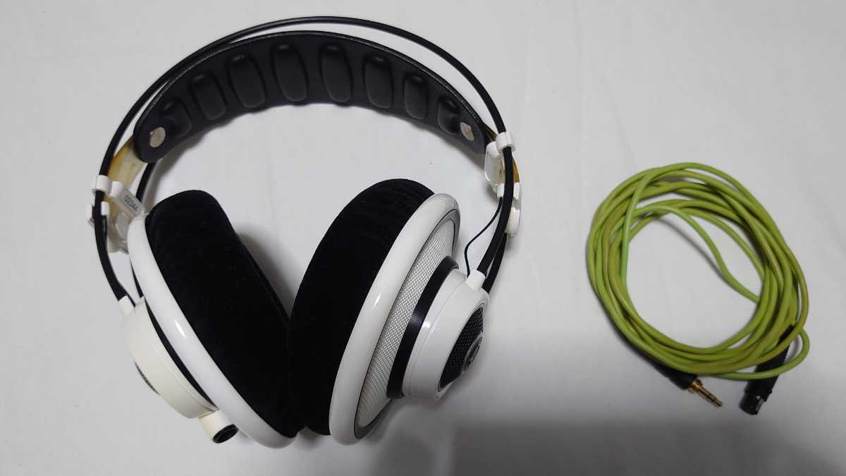 AKG Q701 オーストリア製です。 AKG Q701 ホワイト オーストリア製 動作品 AKG Q701 ホワイト K701