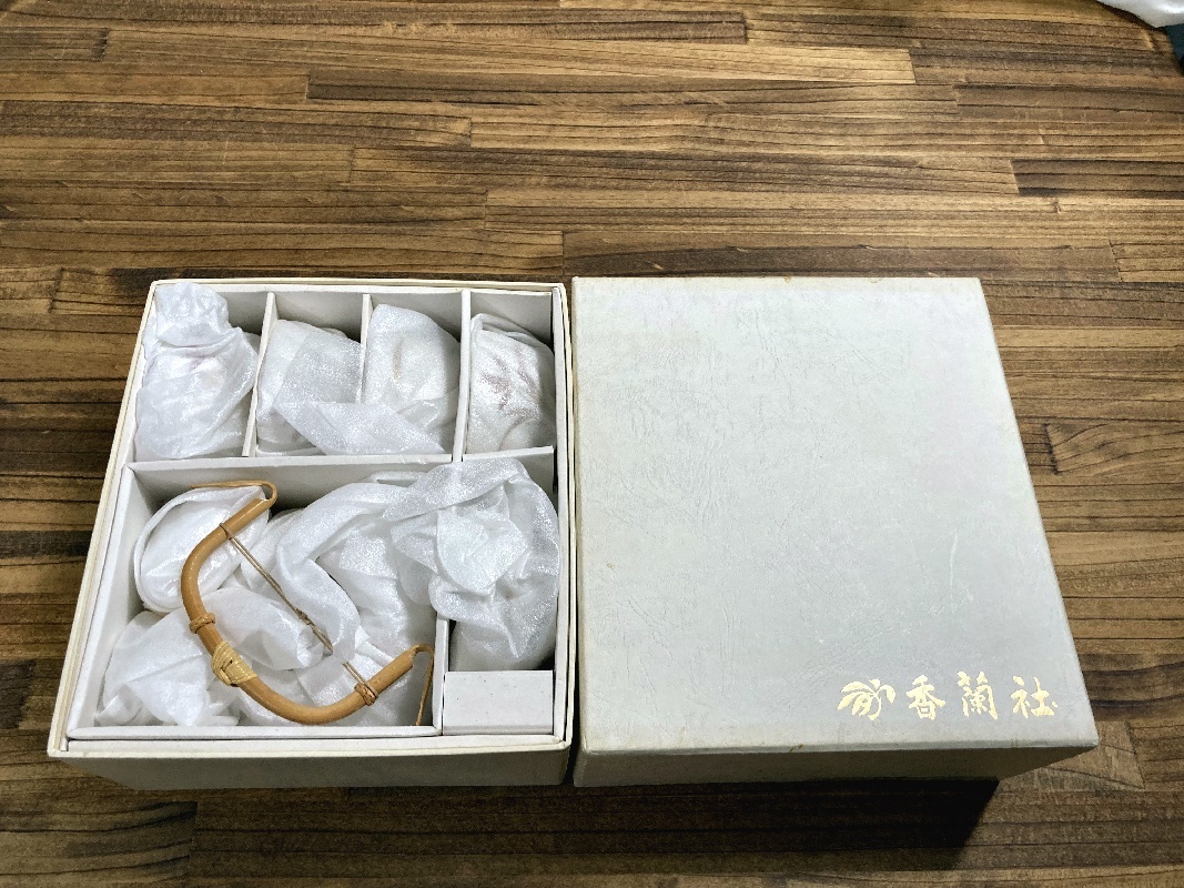 品質保証，豊富な 品 香蘭社 茶器揃 急須 湯呑み 6客セット 管ARRR(香蘭社)｜売買されたオークション情報、yahooの商品情報をアーカイブ公開 - オークファン 香蘭社