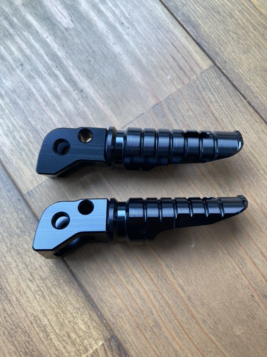 KTM DUKE 用　ステップ