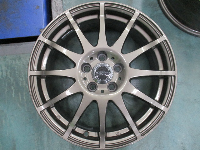 【数量限定，お買い得】 ライズ ロッキー ハイブリッド スタッドレス 195/65R16 ブリザックVRX2 2020年製造 ブリヂストン クロススピード プレミアム10(スタッドレスタイヤ)｜売買されたオークション情報、yahooの商品情 5穴