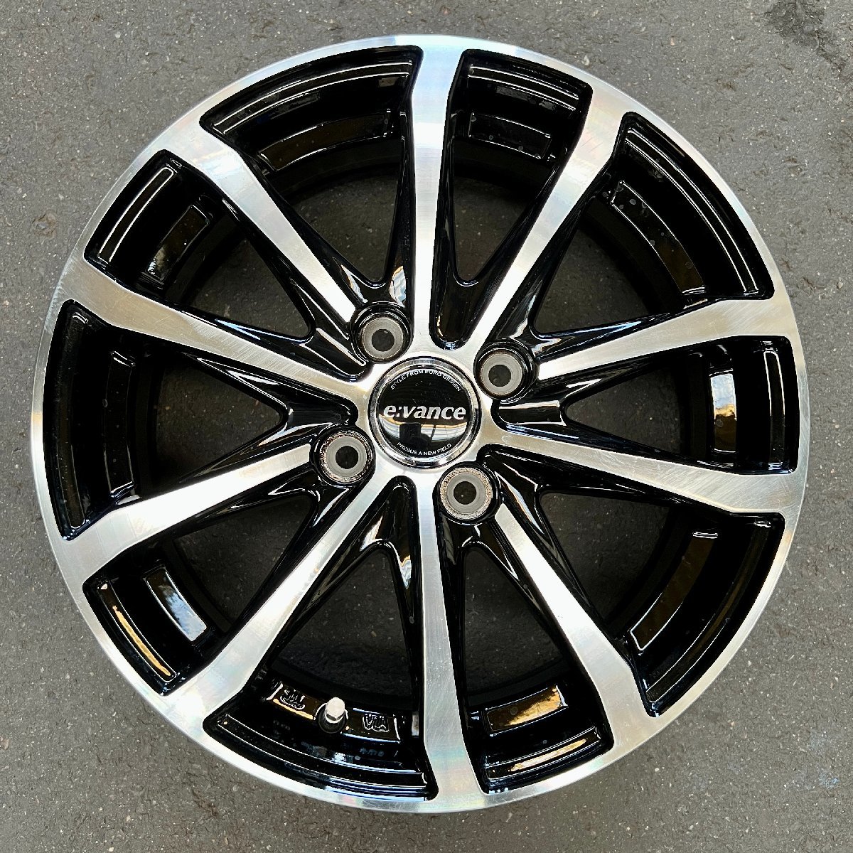 AUTOBACS E:VANCE HA1 16インチ 社外ホイール1本 AUTOBACS e:vance HA1(オートバックス エヴァンス) 15