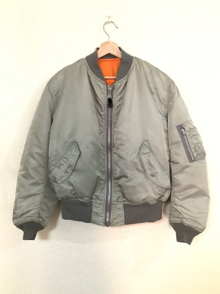 激安大特価，定番 ALPHAINDUSTRIES アルファ アメリカ製MA-1 フライトジャケット ミリタリー アメカジ レプリカ 古着 シルバー(XLサイズ以上)｜売買されたオークション情報、yahooの商品情報をアーカイブ公開 - オー XLサイズ以上