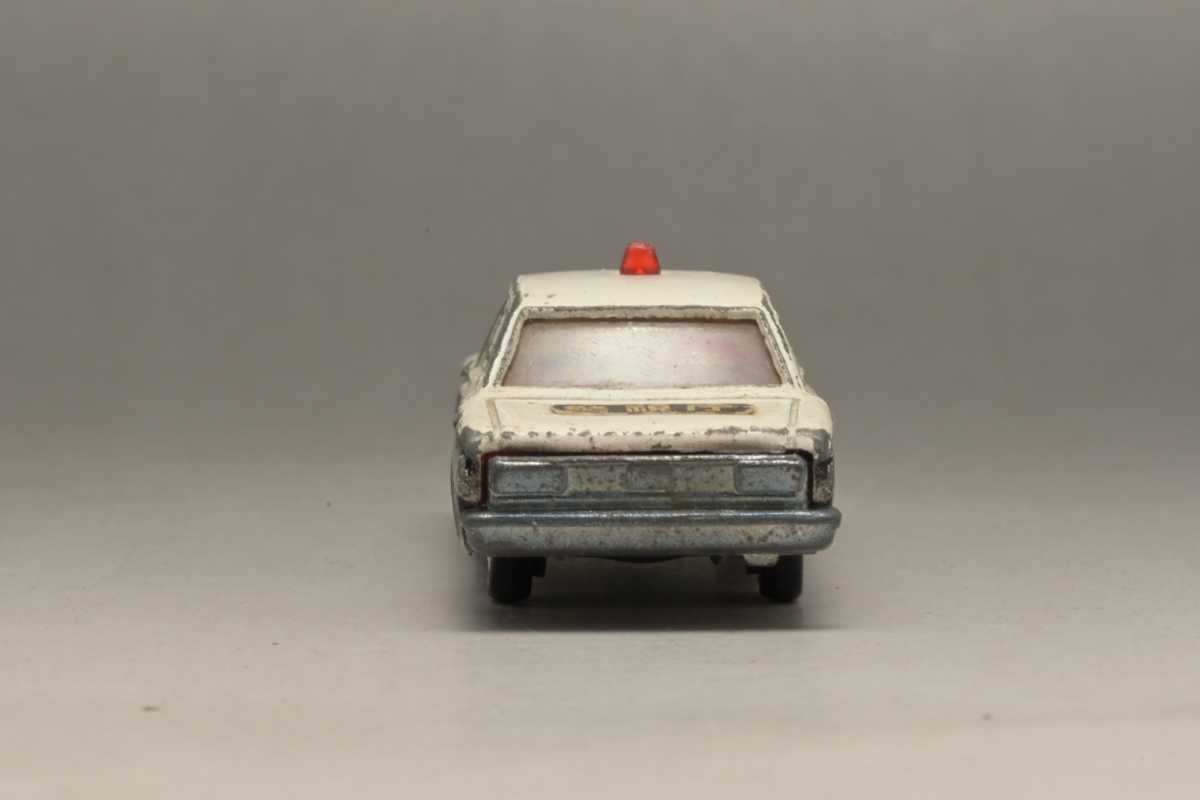 □70年代 当時物 黒箱 トミカ トヨタクラウン パトカー 最初期Aタイプ