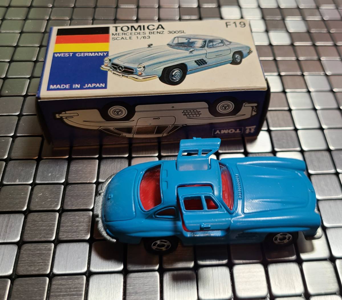 最新作，爆買い トミカ KTMC 特注／限定品 F19-3-12 メルセデスベンツ 300SL 水色(トミカ)｜売買されたオークション情報、yahooの商品情報をアーカイブ公開 - オークファン その他