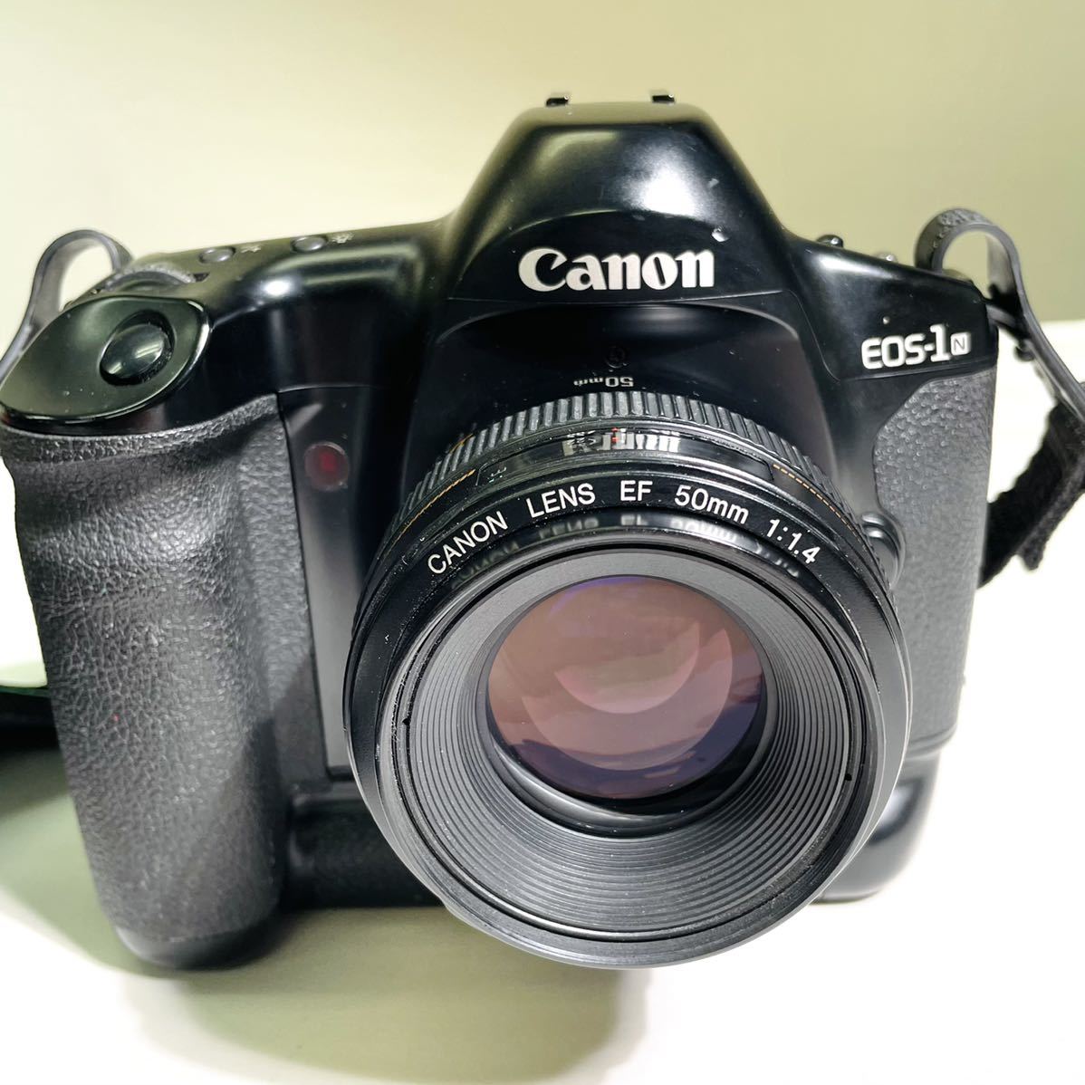 人気定番 キャノン EOS 1N EF50/1.4(キヤノン)｜売買されたオークション情報、yahooの商品情報をアーカイブ公開 - オークファン オートフォーカス