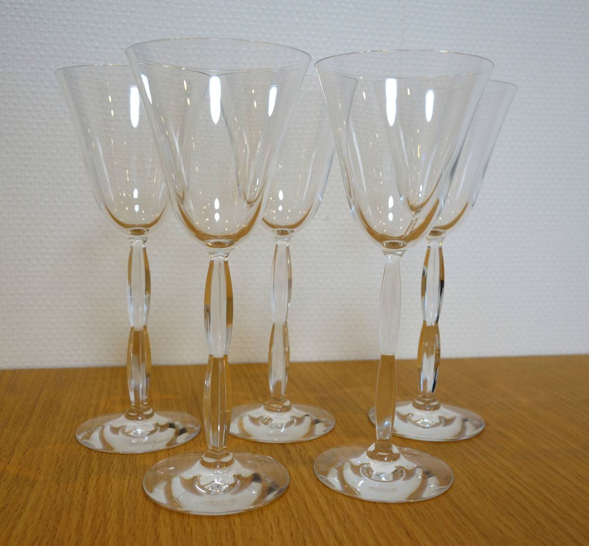 人気セール，限定SALE M4 Baccarat/バカラ/オンド/ワイングラス/5客 箱無し(バカラ)｜売買されたオークション情報、yahooの商品情報をアーカイブ公開 - オークファン バカラ