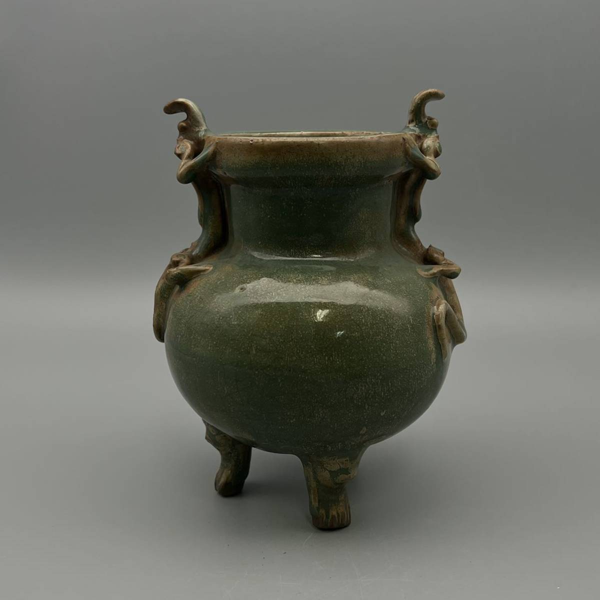 東】宋時代 青磁香炉 蓋付 中国美術/古美術・骨董品 lot:72341 中国
