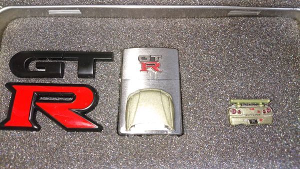 ZIPPO 　ジッポ　スカイライン　GTR　M・spec Nr R34　カスタム品　フロントゴールドエンジン　ダイキャスト　缶箱