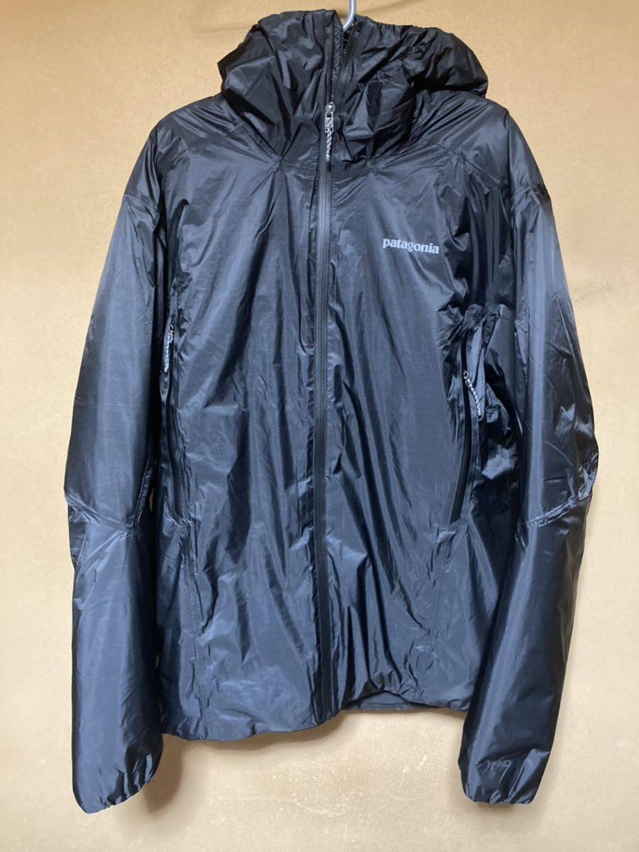 【豊富な，品質保証】 patagonia パタゴニア MICRO PUFF STORM JACKET 中綿ジャケット 超軽量 RECCO 防風 ダウン M 黒(Mサイズ)｜売買されたオークション情報、yahooの商品情報をアーカイブ公開 - オークファン 男性用