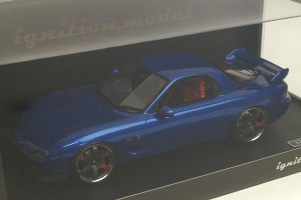 IG 1/18 IG0201 マツダ RX-7 FD3S スピリットR タイプA ブルー