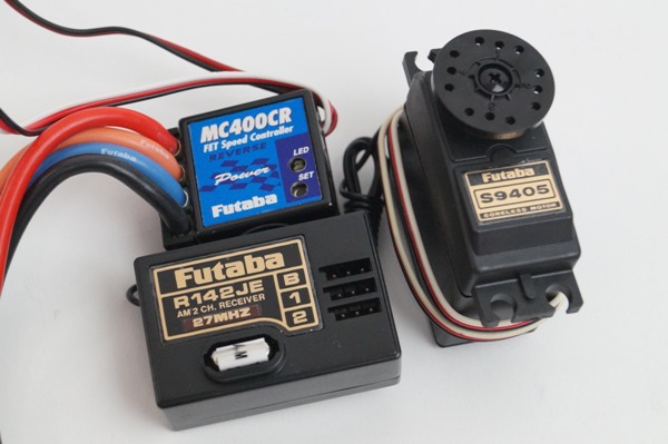 フタバ送受信機 MC400CR S9405 2PL-AM12 フタバ送受信機 MC400CR S9405