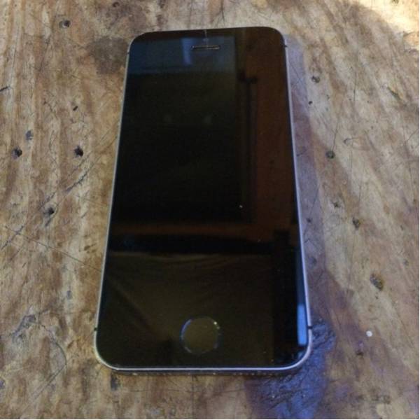 Softbank iPhone5s 画面割れ