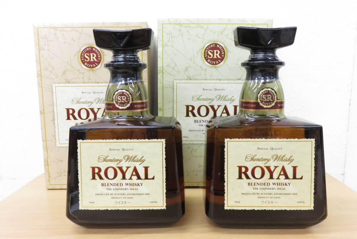 サントリー ローヤル ウイスキー 700ml : [ウイスキー 日本 43度 ROYAL 