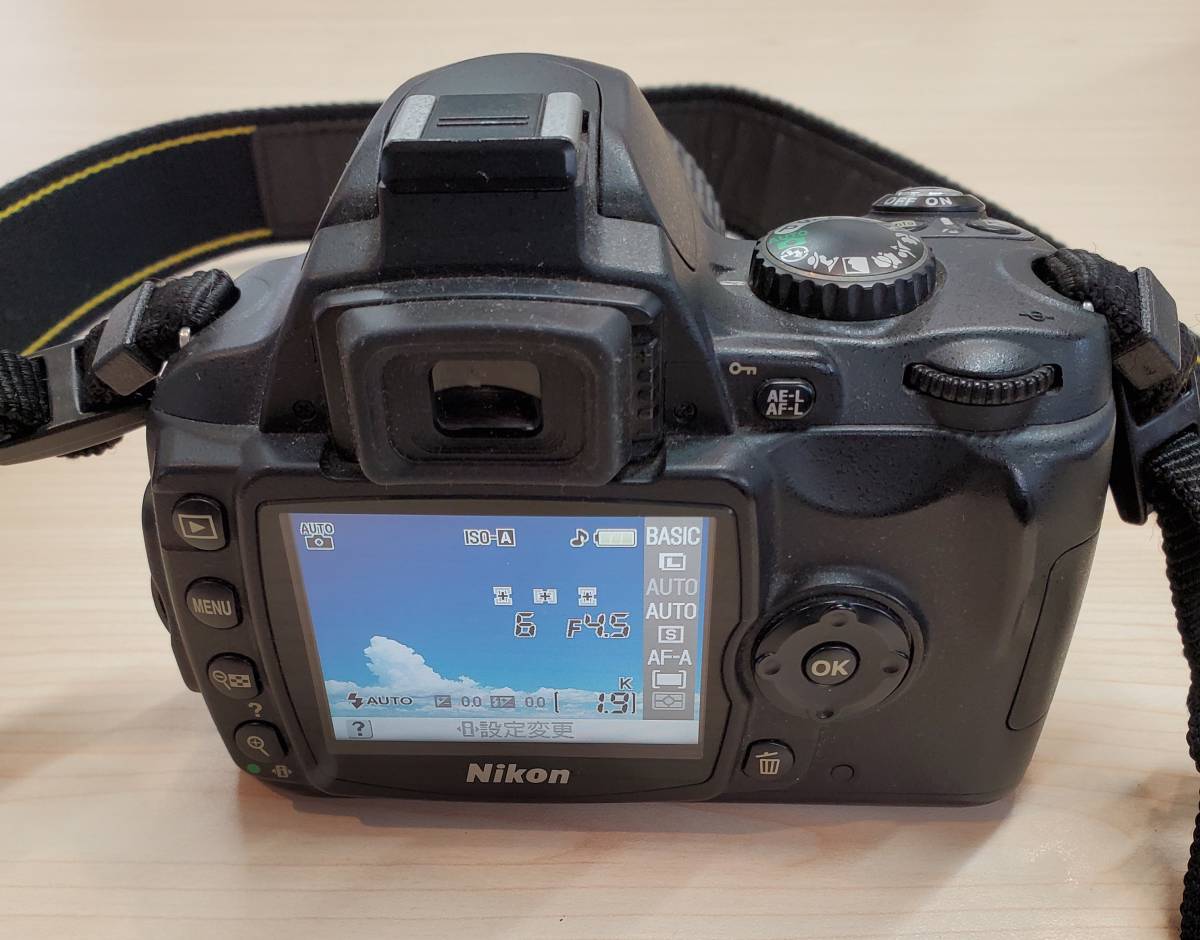 NIKON ニコン D40X デジタル一眼レフカメラ / 18-55mm F3.5-5.6G DX VR