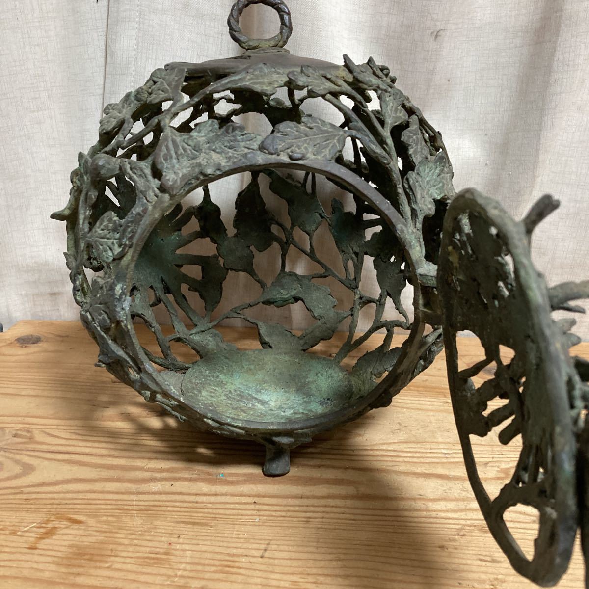 吊香炉 鉄製 虫籠 香炉 灯籠 古美術 中国美術 鉄地 鉄灯籠 吊灯籠 釣