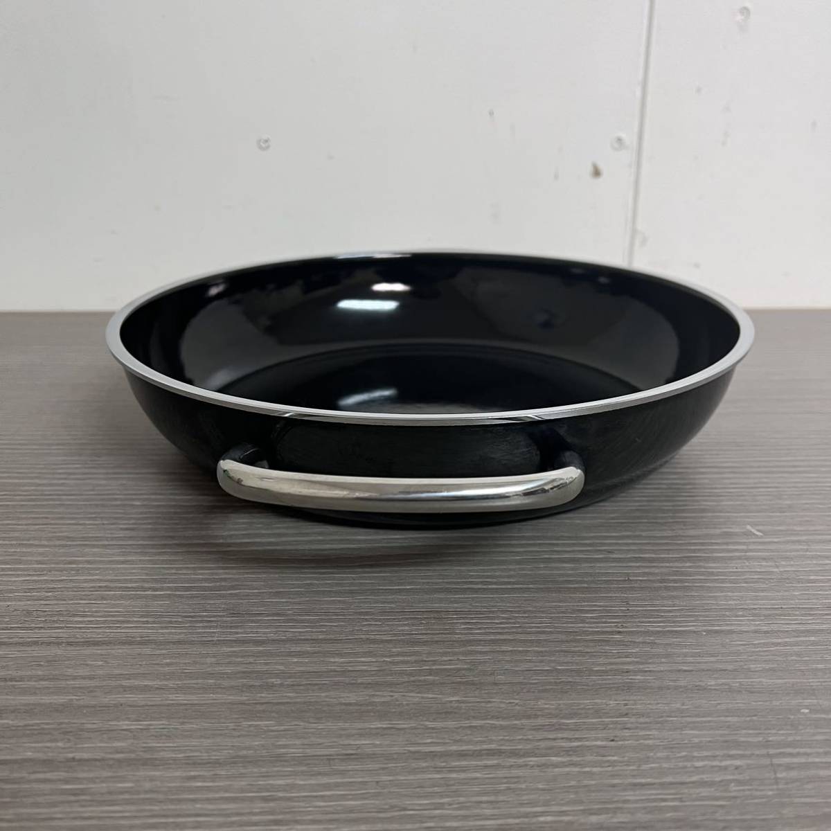 管4256 シリット (Silit) シラルガン フライパン サービングパン 28cm
