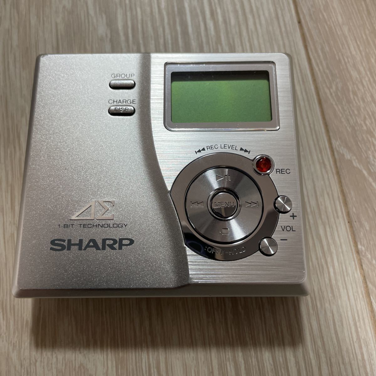 SHARP MD-DR77-S 美品SHARP 1bitポータブルMDレコーダー MD-DR7-S