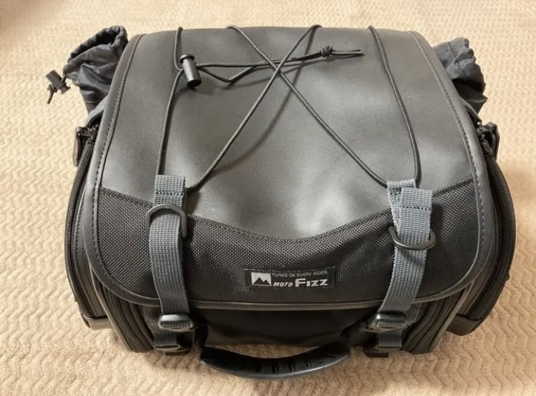MOTO Fizz シートバッグ_1