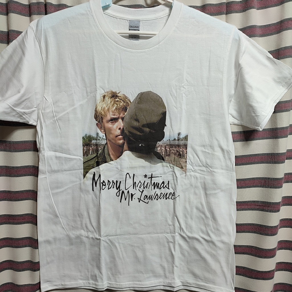 定番，限定SALE 映画 戦場のメリークリスマス Tシャツ Lサイズ / david bowie 坂本龍一 デヴィッドボウイ ビートたけし 北野武(Tシャツ)｜売買されたオークション情報、yahooの商品情報をアーカイブ公開 - オーク Tシャツ