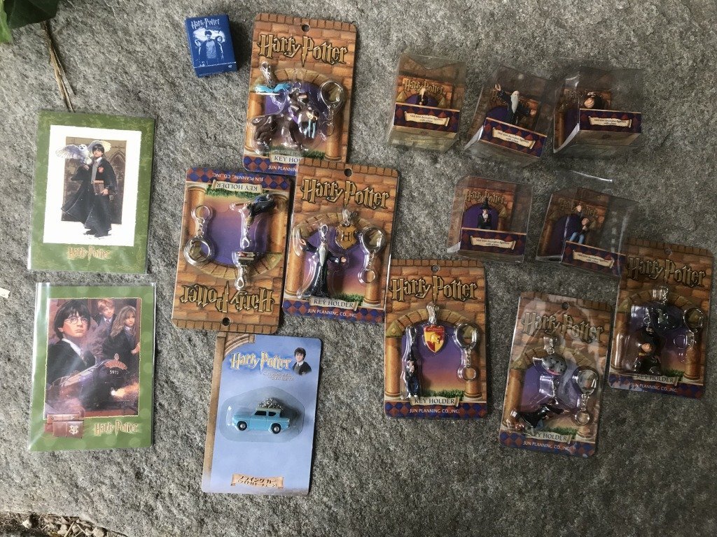 最新アイテム ハリーポッター ターコイズマスコット キーホルダー Hpロゴとスニッチロゴ O1saude Com Br