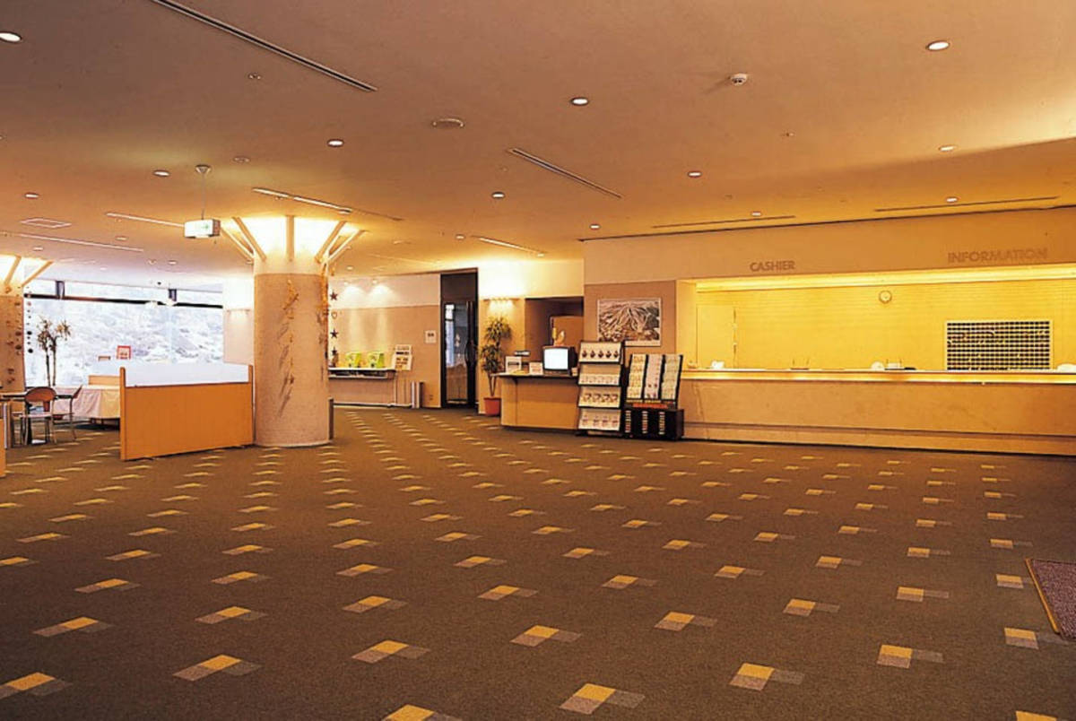 ○新幹線で行く 22〜23スキーシーズン安比ヒルズ白樺の森３（旧