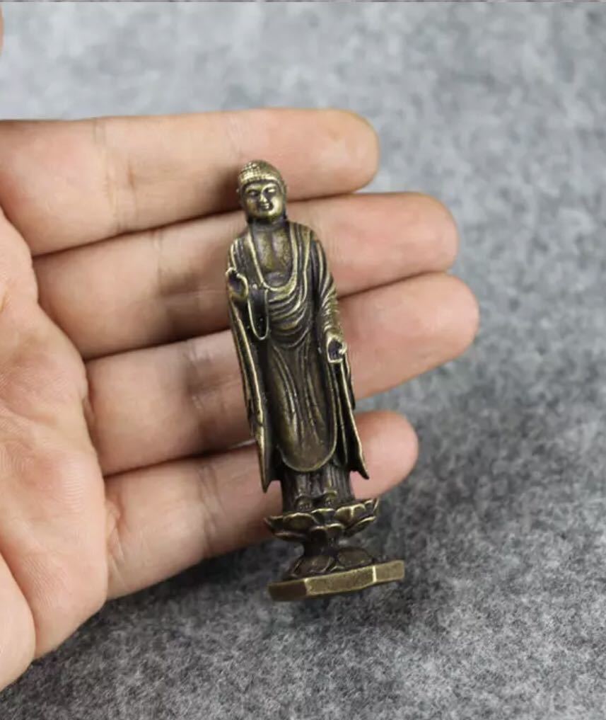 仏像 懐中仏 仏教美術 古銅 豆仏 菩薩 高さ約3.8センチ 古銅製