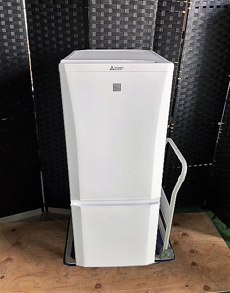 ☆2018☆美品 中古☆三菱 146L 冷蔵庫【MR-P15EC-KW】Q242