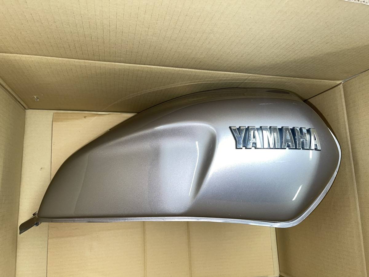 YAMAHA XJR1300 RP03J ガソリンタンク