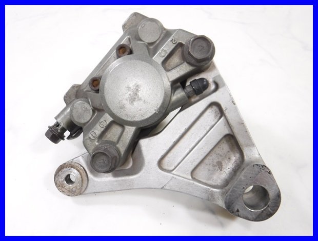 XJR1300 キャリパー マスター XJR1300 純正リアキャリパーと