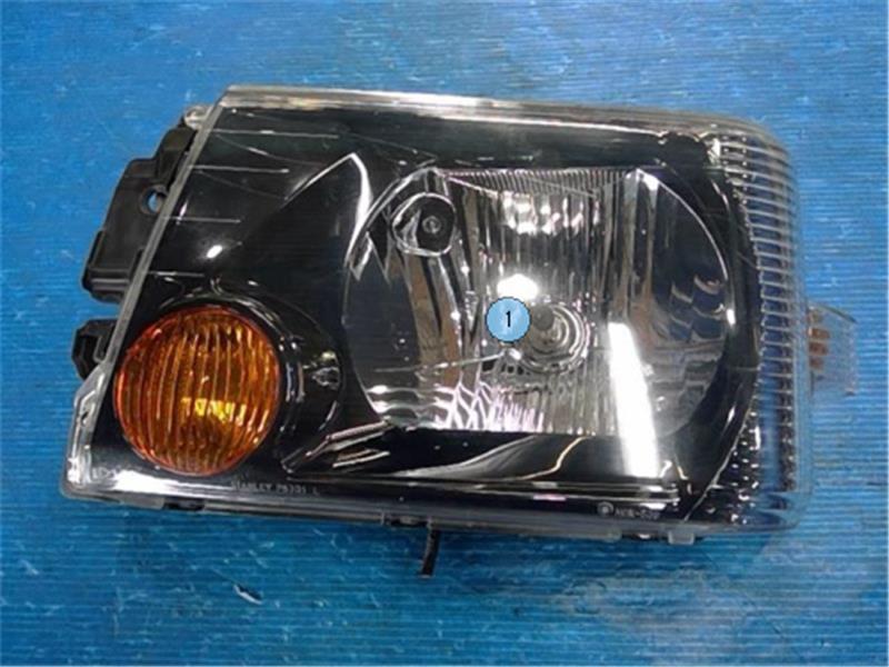 三菱 純正 ミニキャブ 《 U61T 》 左ヘッドライト P81400-22021908