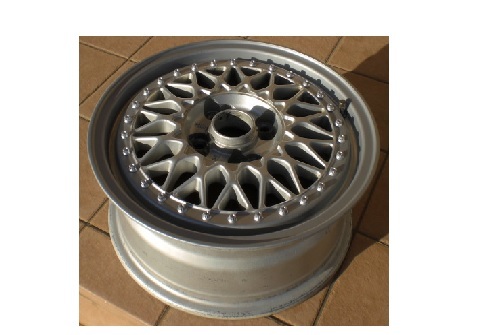 15インチ 6.5J オフセット+45 15×6.5J 100/114.3 4穴マルチ メッシュ 