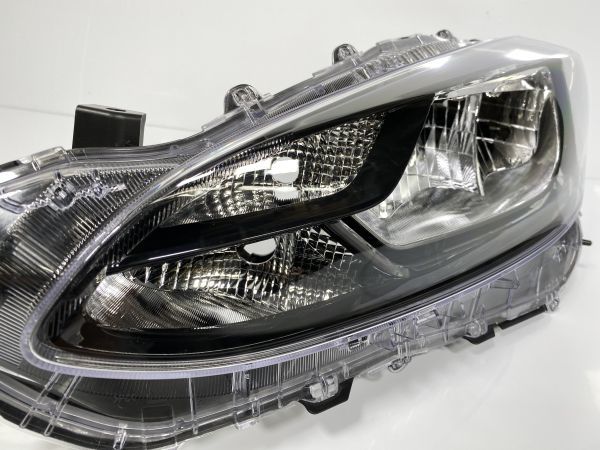 フリード ヘッドライト 100-22838 キセノン HID レべ付 打刻 NO