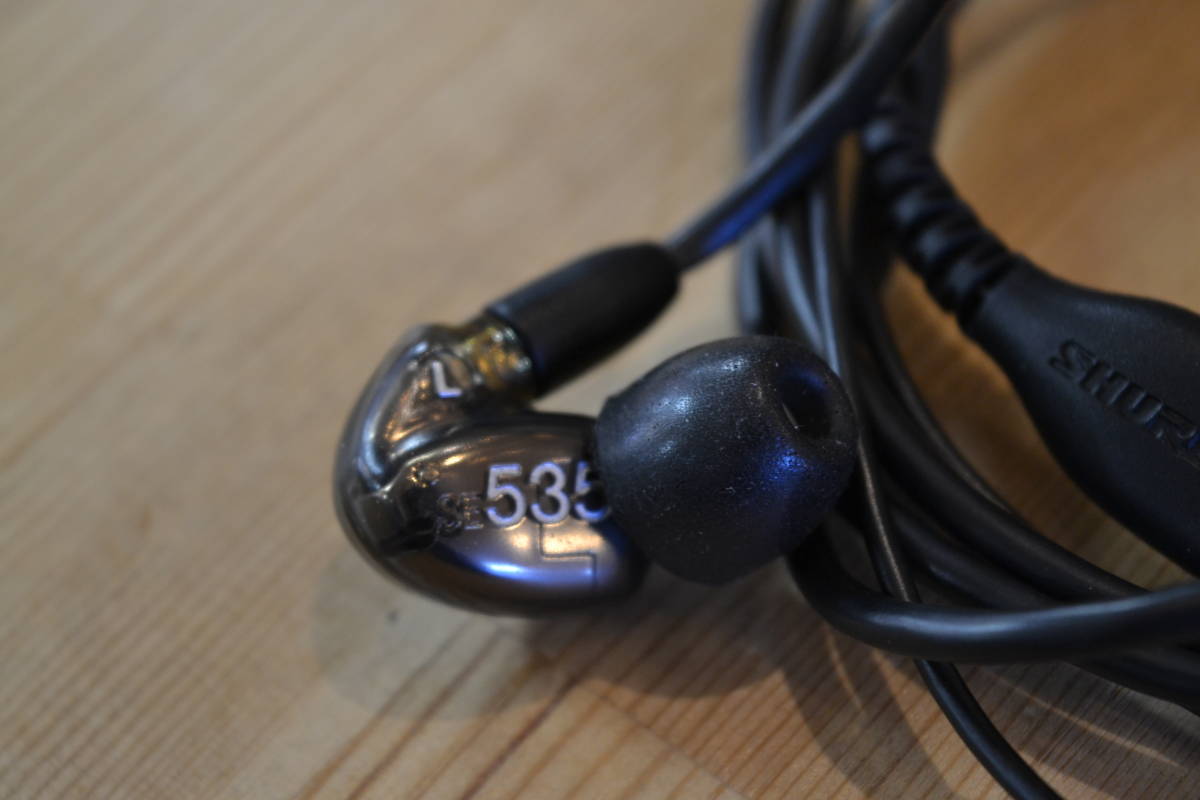 SHURE イヤホン SE535 シュア SE535-CL-A 有線 : 高遮音性イヤホン