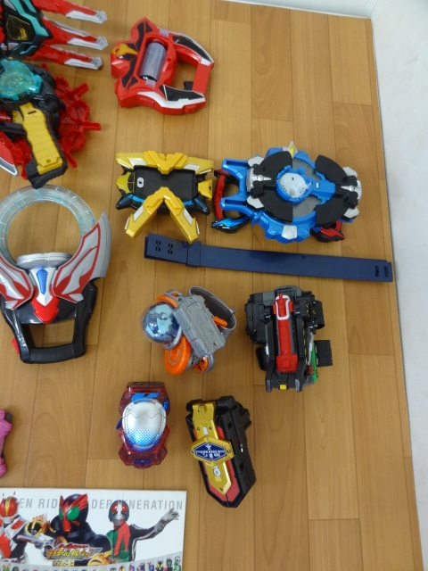 ジャンク扱いおもちゃ まとめセット□1】特撮 戦隊 TOY 詰め合わせ