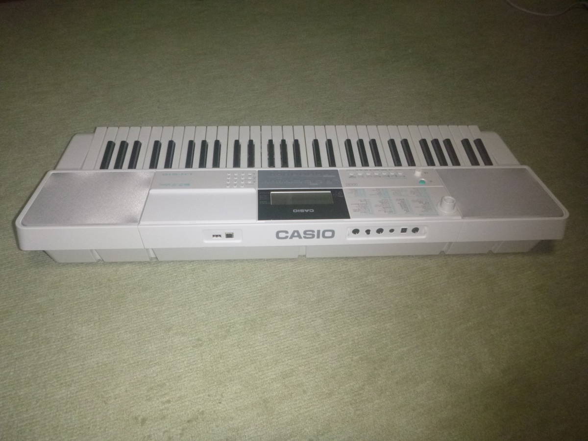 CASIO LK-516 光ナビゲーションキーボード 鍵盤楽器 電子ピアノ 光 