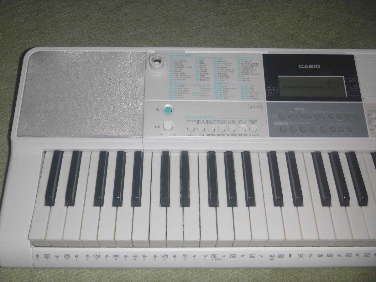 CASIO LK-516 61鍵盤 電子ピアノ 光ナビゲーション キーボード カシオ