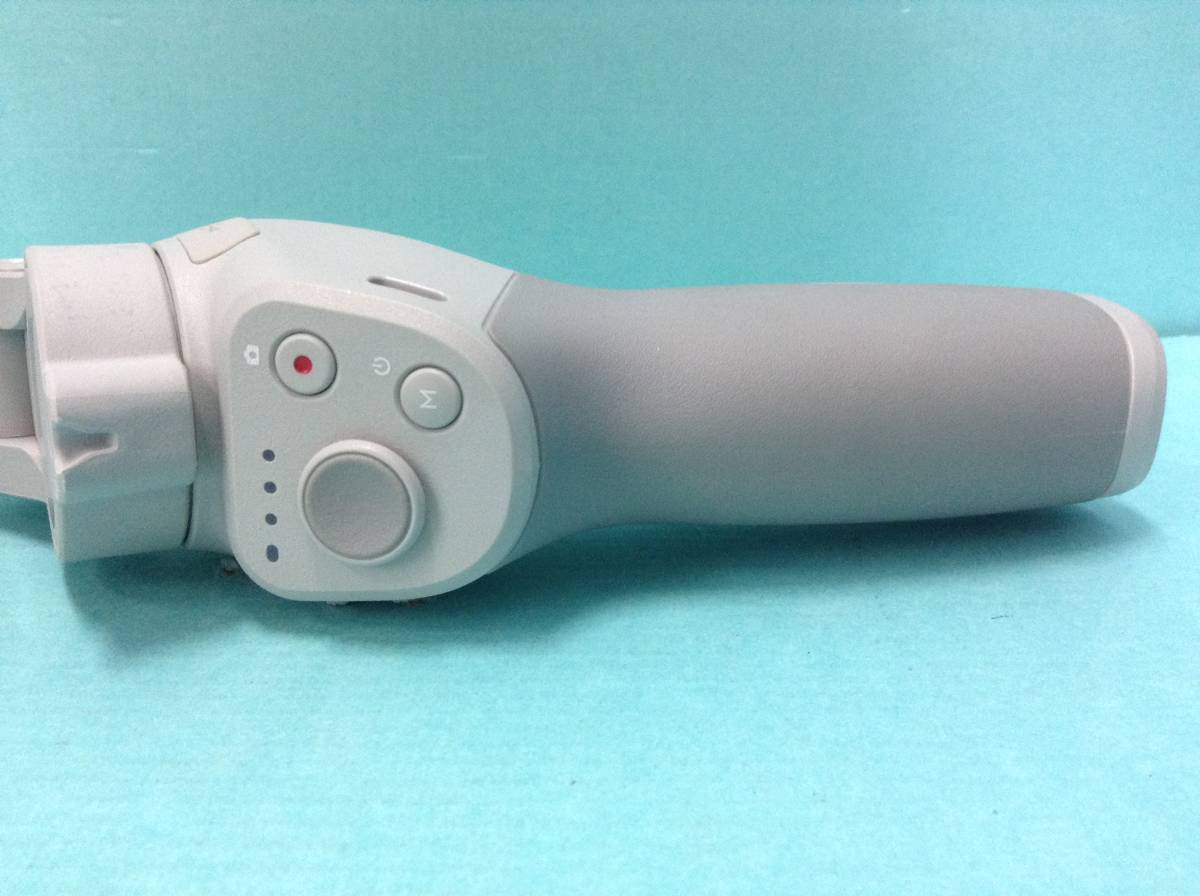 142 ジャンク DJI OM4 OM4CP1 スマートフォン用スタビライザー 未検品