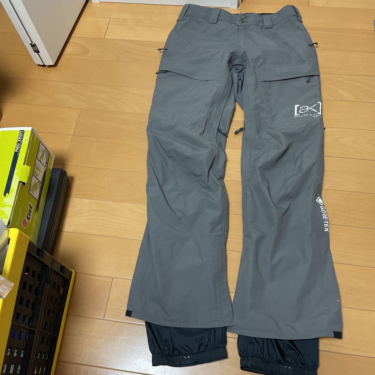 程度良好20-21モデルBurton ak GORE-TEX AK GORE SWASH ジャケット